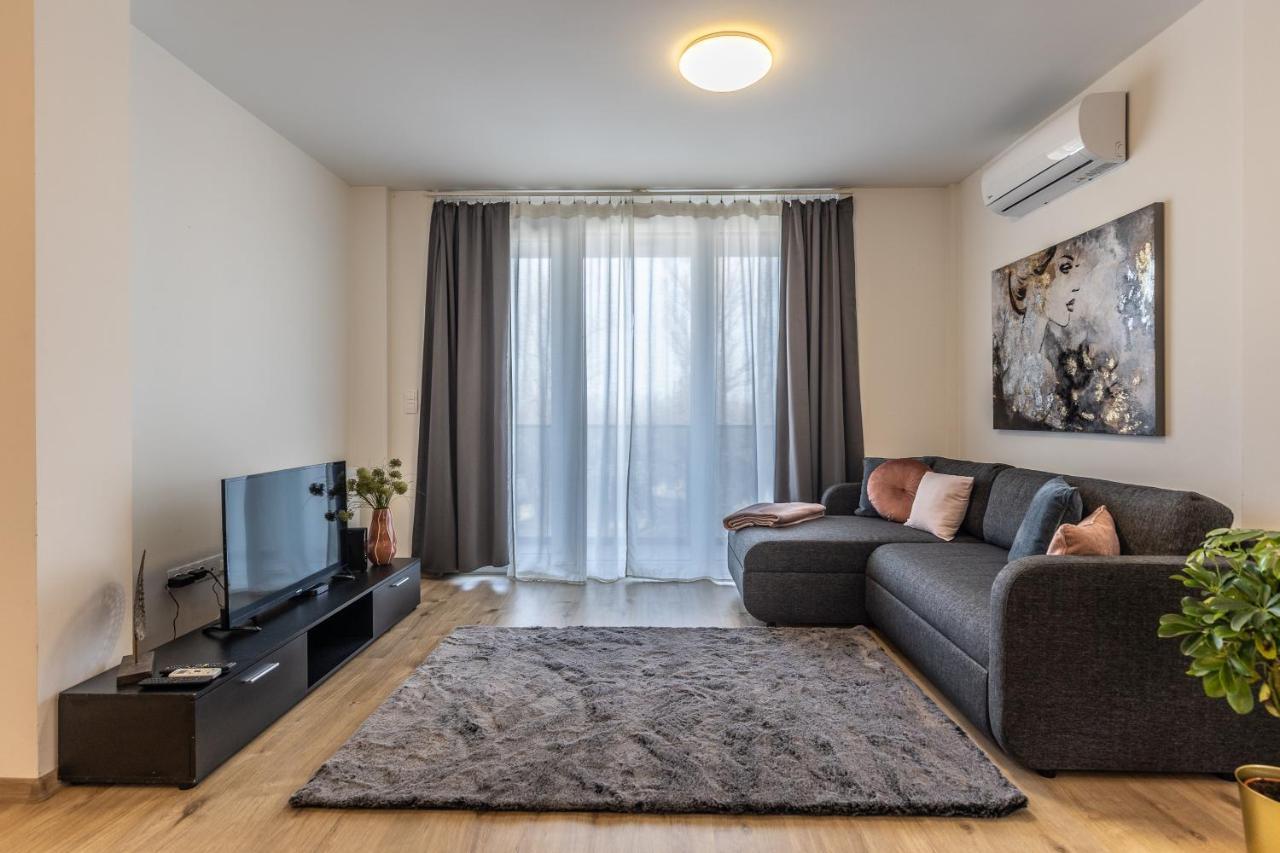 All You Need In Bp - Garage, Terraces, Aircon Budapesta Exterior foto